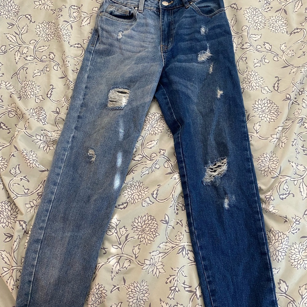 Stylish Blue Distressed Women's Jeans